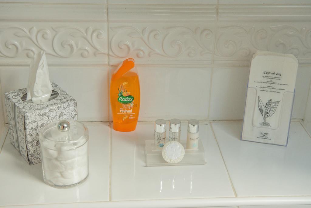 Carr Villa Dinnington 部屋 写真