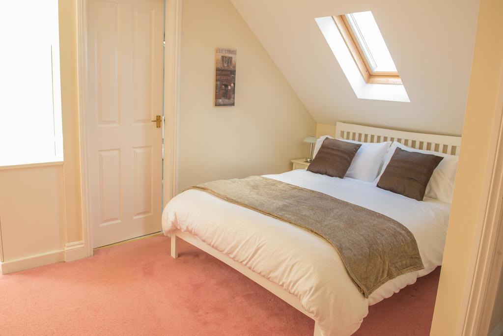 Carr Villa Dinnington エクステリア 写真
