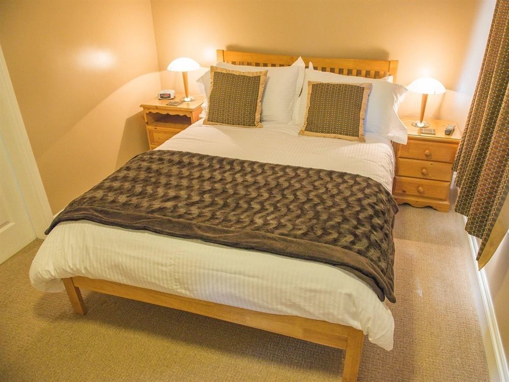 Carr Villa Dinnington エクステリア 写真