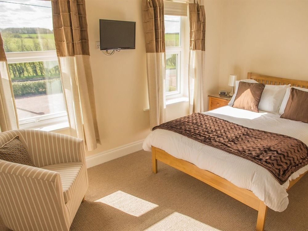 Carr Villa Dinnington エクステリア 写真